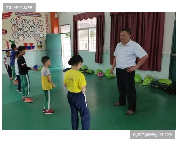 山东教练赖宣治用跳绳改变学生命运 教育情怀深